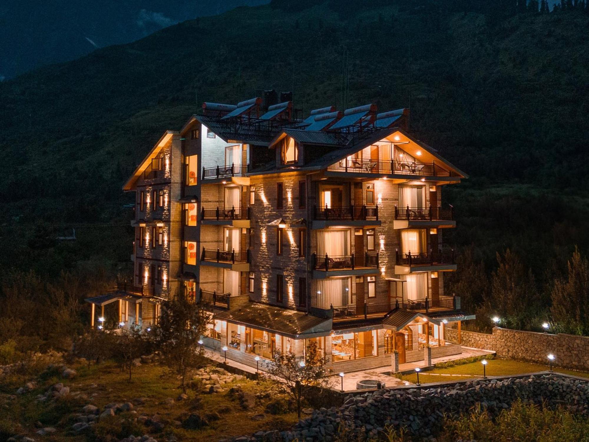 Nazaara - A Luxe Retreat 호텔 마날리 외부 사진
